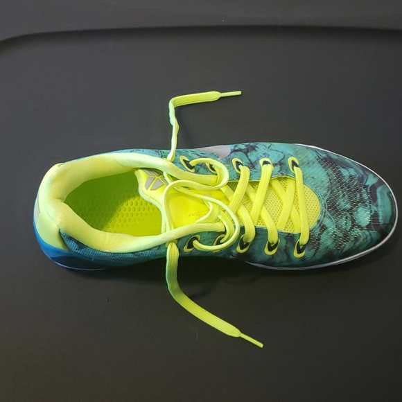 Nike Other - COPY - "Easter" Kobe 9